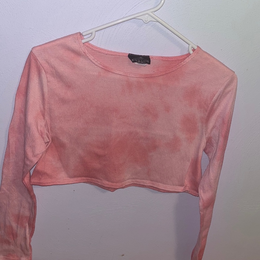 Shelor Clothing Pink tie dye long sleeve crop top.